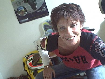 Fem_sourirecharme